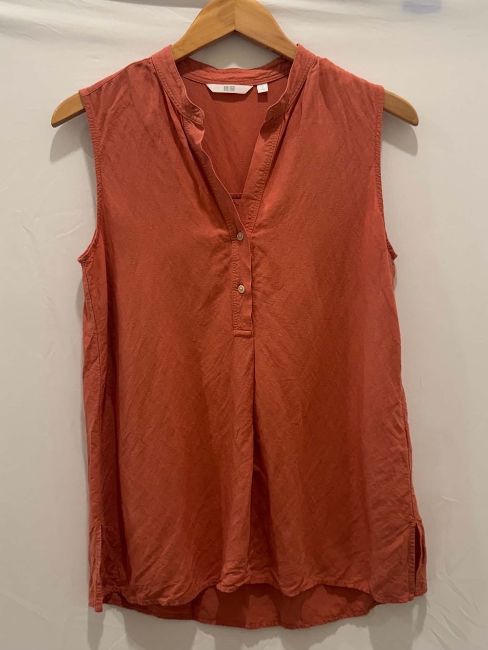 Uniqlo Women Sleeveless Rust Henley Tunic Top Linen blend Rayon - Women S